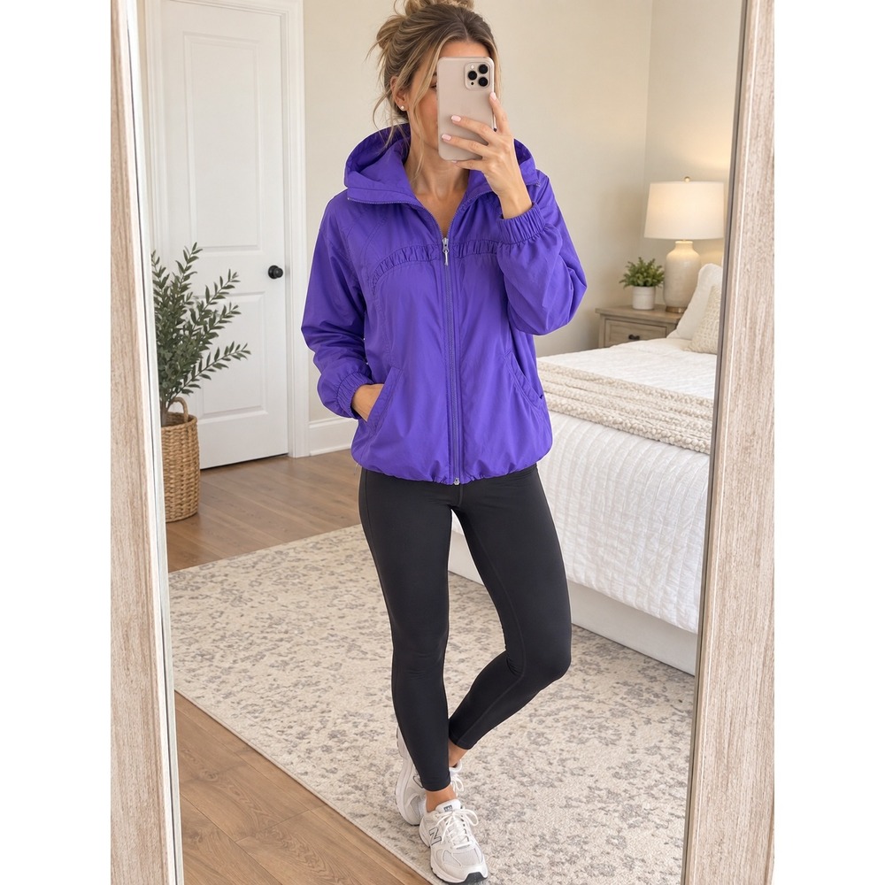 Lululemon Community Jacket Vintage Windbreaker Lolo Purple Size 12